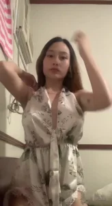 全世界的反差婊都一样吗？看看东南亚的