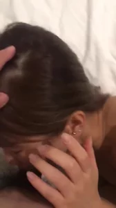 跟前妻离婚两年了 还是忍不住来找我操B